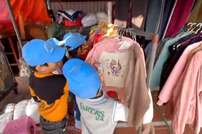 PHIÊN CHỢ QUÊ TRONG MẮT TRẺ THƠ, CÙNG THEO CHÂN CÁC CON TRƯỜNG MẦM NON XÃ NGHĨA THÁI ĐẾN VỚI HOẠT ĐỘNG TRẢI NGHIỆM THĂM QUAN CHỢ NGHĨA THÁI.