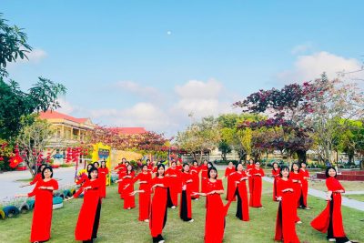 BÀI MÚA “TẾT TẾT TẾT ĐẾN RỒI” – LỜI CHÚC XUÂN YÊU THƯƠNG TỪ CÁC CÔ GIÁO MẦM NON NGHĨA THÁI